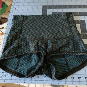 Lululemon Boogie Shorts Size 4